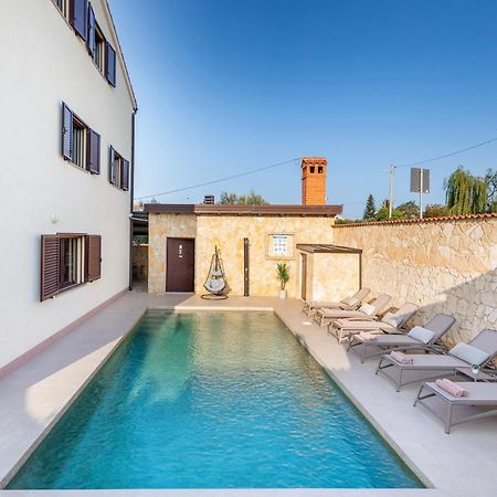 Villa Miromar App Pula Exteriér fotografie